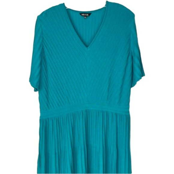 Misook Fit-And-Flare Textured Knit Midi V-Neck Dress - Aqua - L - Picture 2 of 10